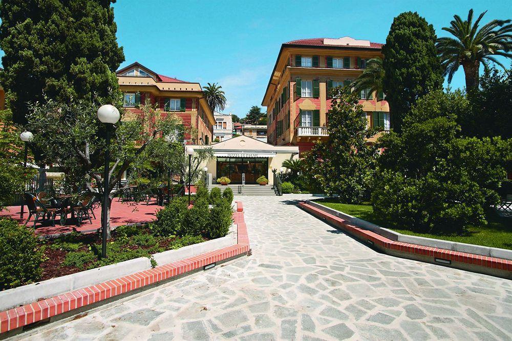 Hotel Le Palme Varazze Exterior foto